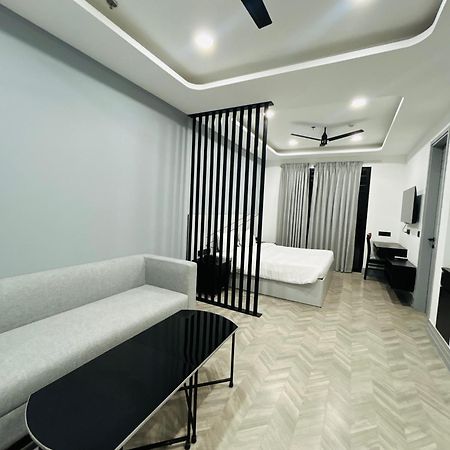 Bedchambers Serviced Apartment, Golf Course, Gurgaon Exterior photo