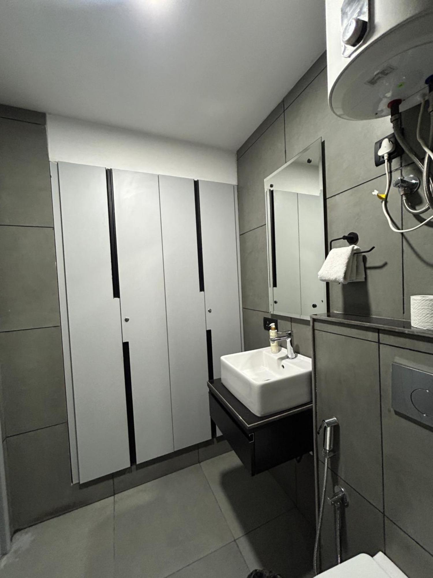 Bedchambers Serviced Apartment, Golf Course, Gurgaon Exterior photo