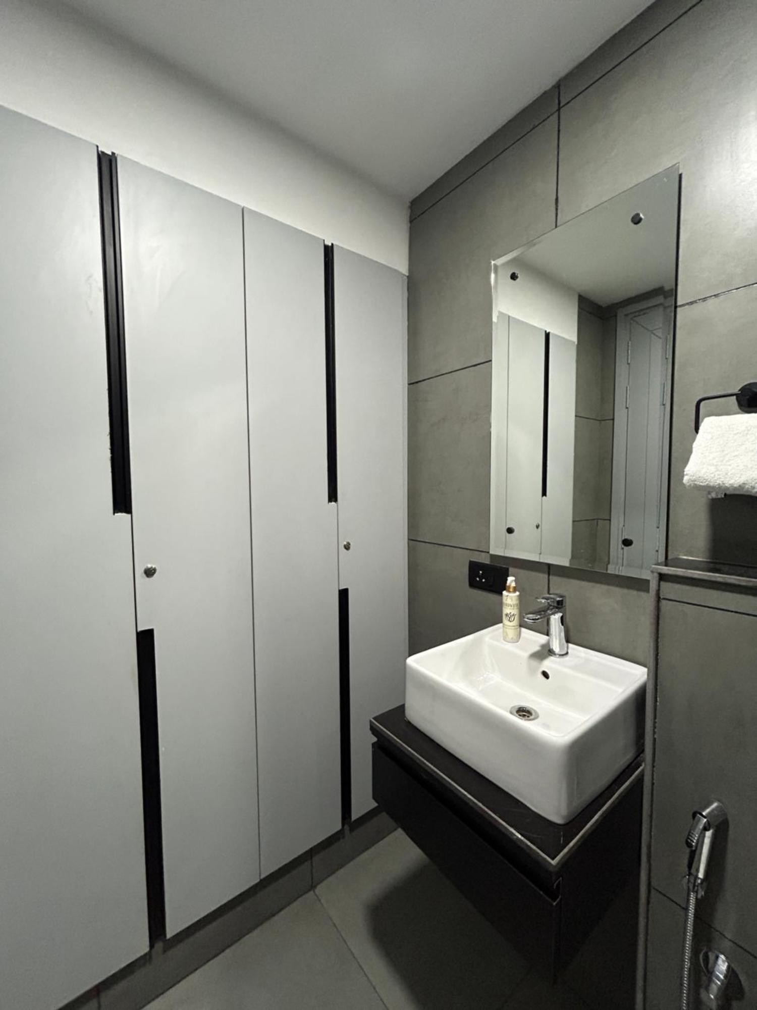 Bedchambers Serviced Apartment, Golf Course, Gurgaon Exterior photo