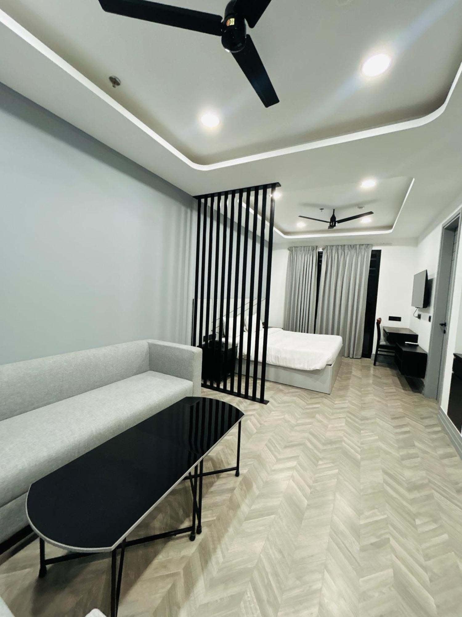 Bedchambers Serviced Apartment, Golf Course, Gurgaon Exterior photo