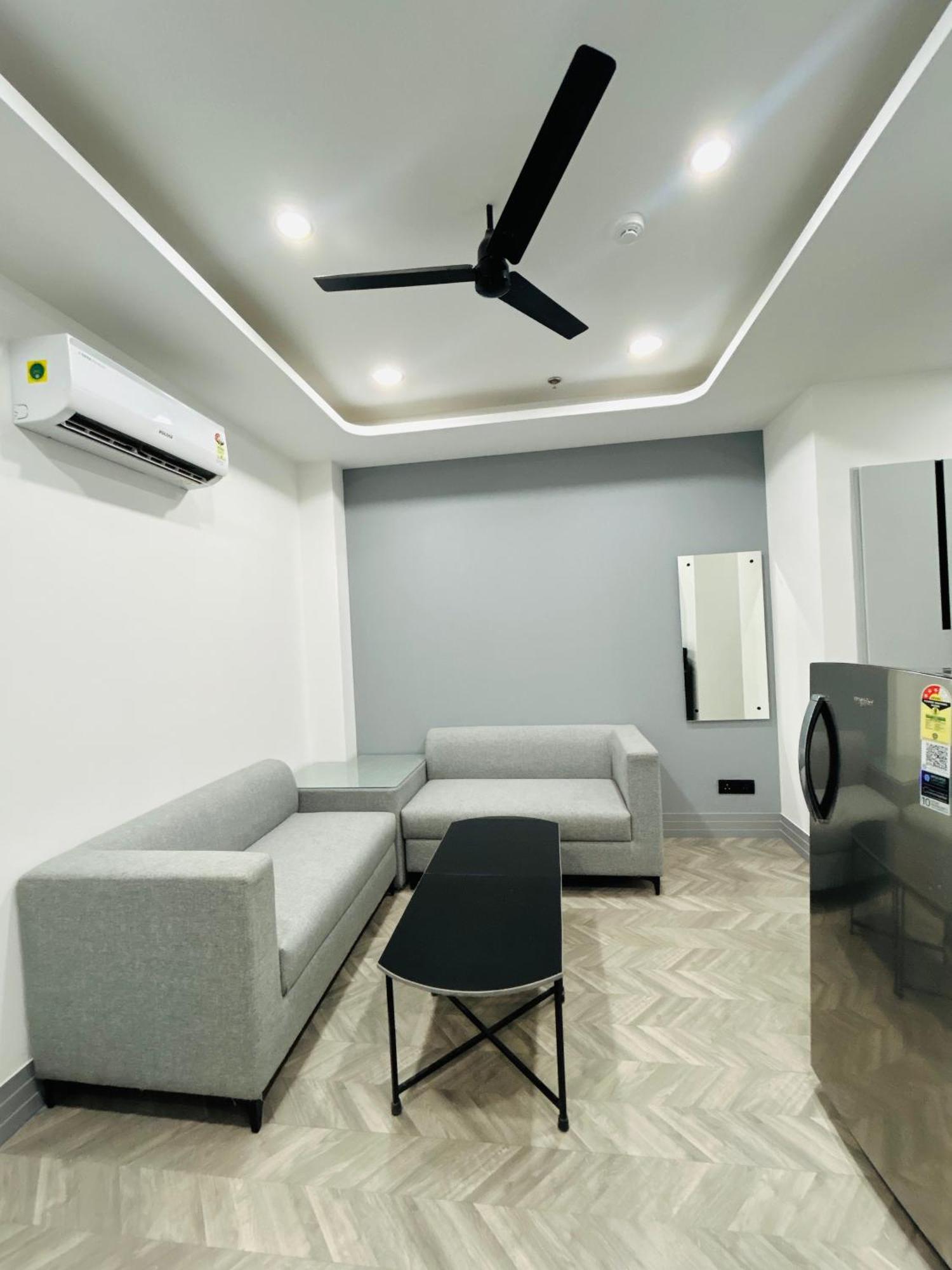 Bedchambers Serviced Apartment, Golf Course, Gurgaon Exterior photo