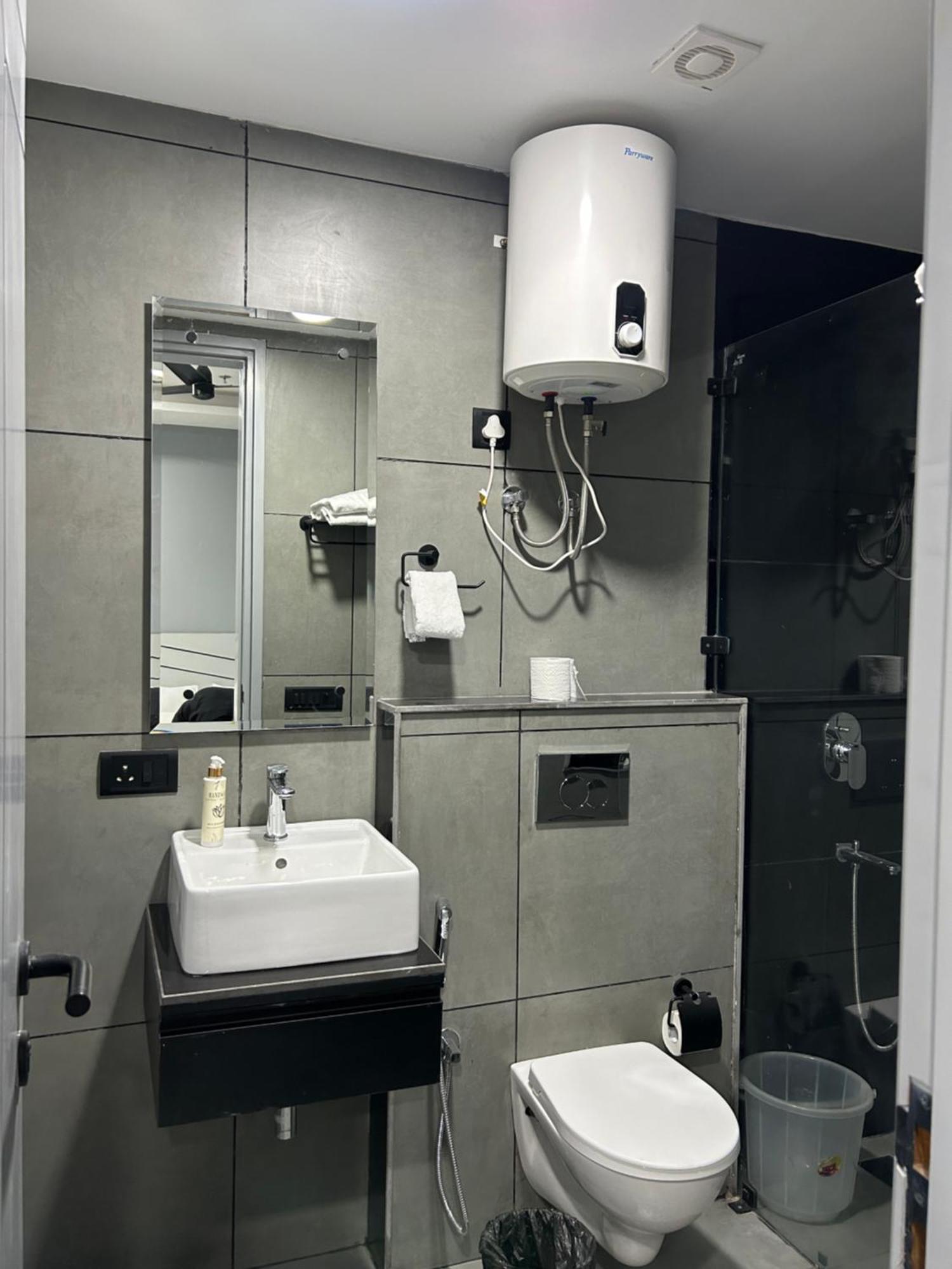 Bedchambers Serviced Apartment, Golf Course, Gurgaon Exterior photo