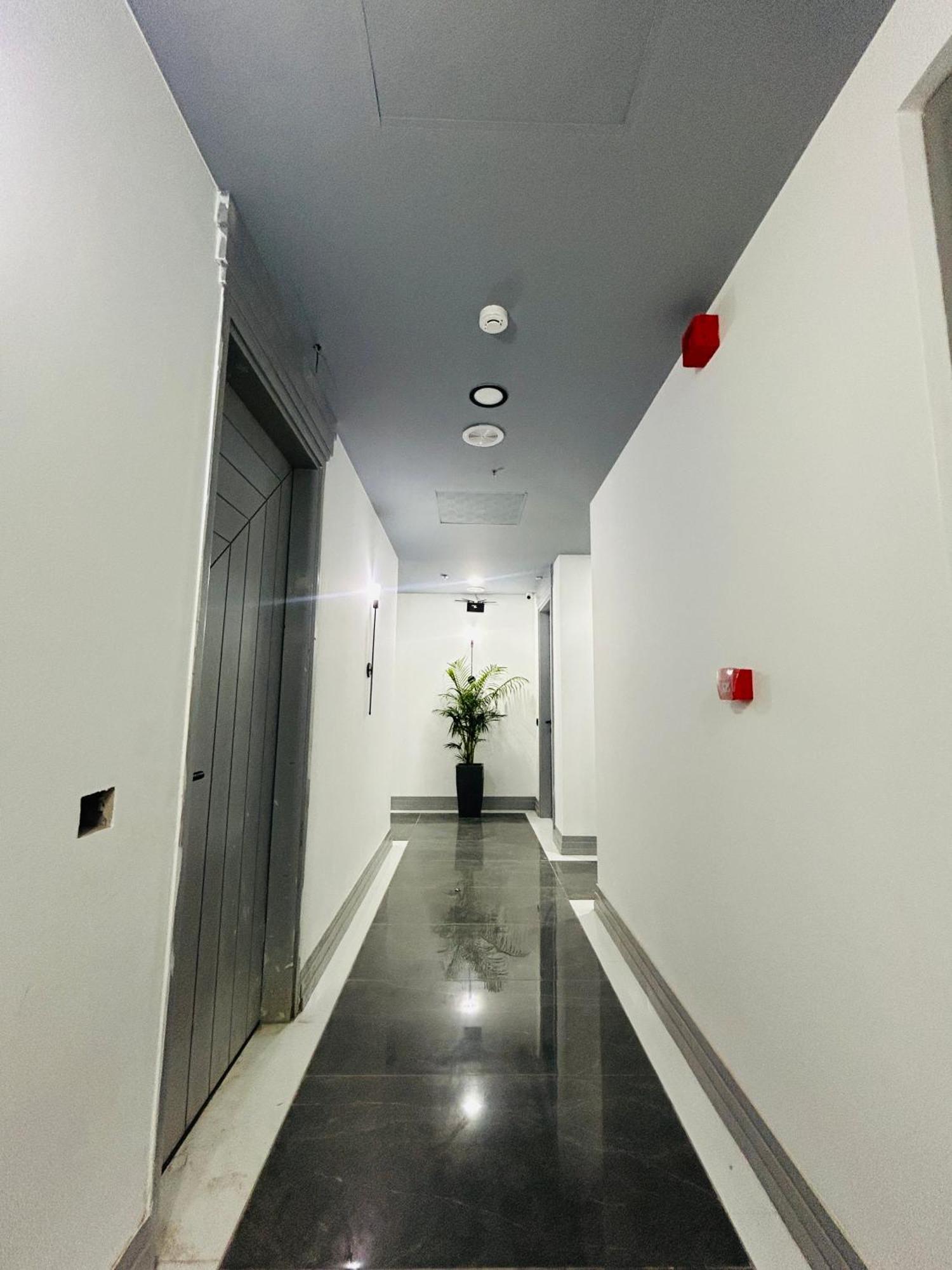 Bedchambers Serviced Apartment, Golf Course, Gurgaon Exterior photo